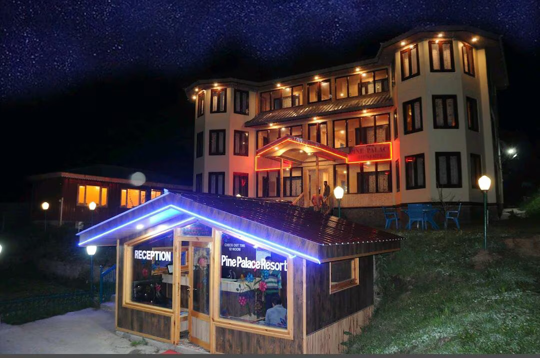 Hotel Pine Palace Resort exterior in Pahalgam