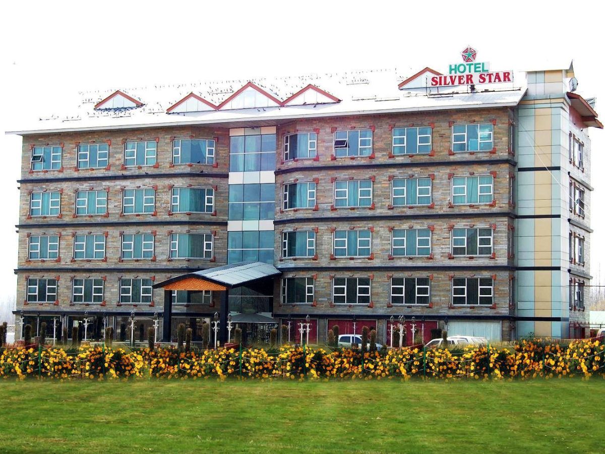 Hotel Silver Star exterior in Srinagar